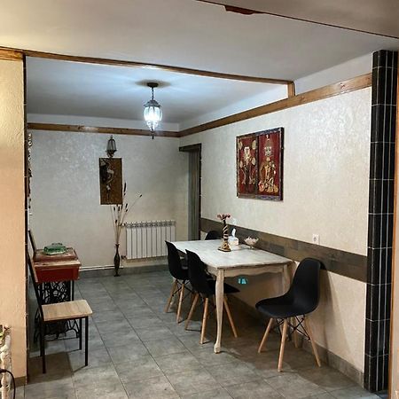 Mini Hostel N.Tigranyan 5 Ереван Екстериор снимка